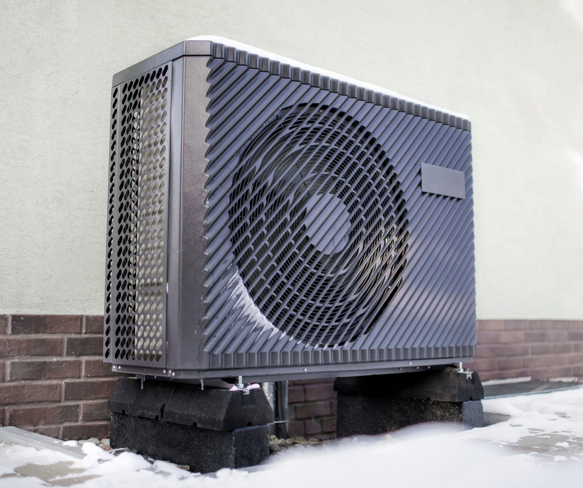 Seasonal Air Source Heat Pump Maintenance: Tips to Ensure Optimal Performance and Efficiency Throughout the Year